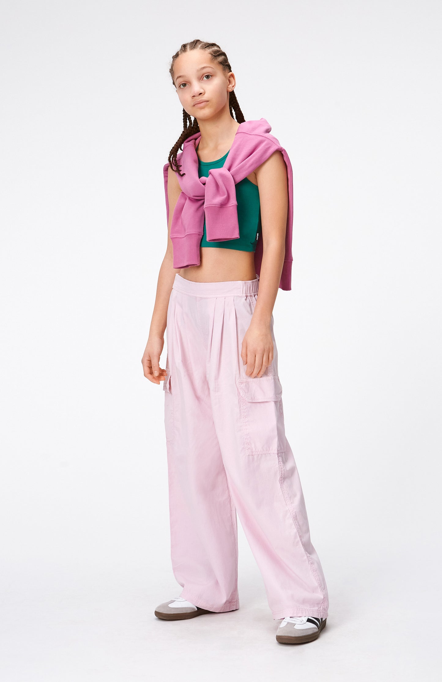 Pantalone baggy rosa con tasconi