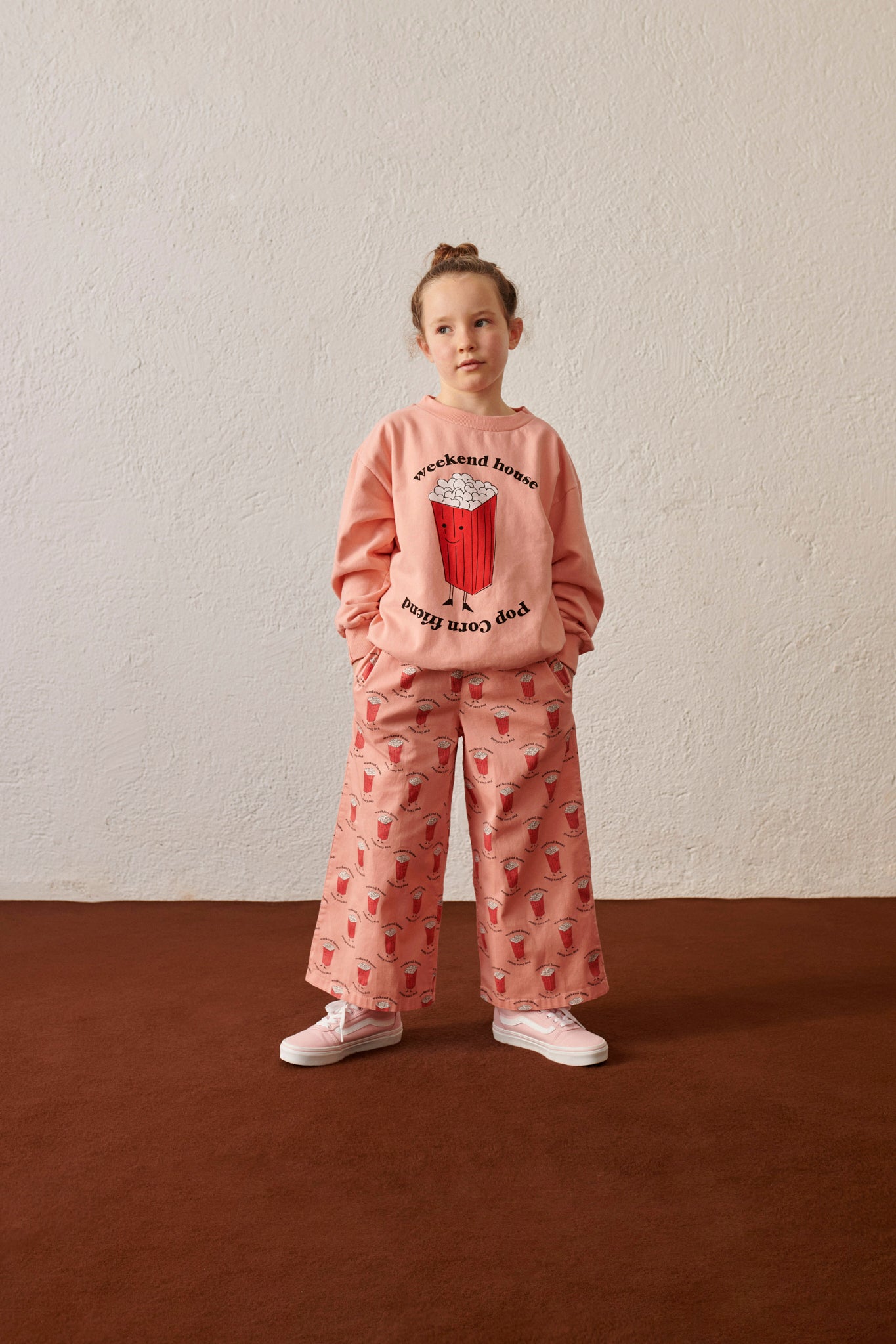 Felpa girocollo rosa con stampa Pop Corn