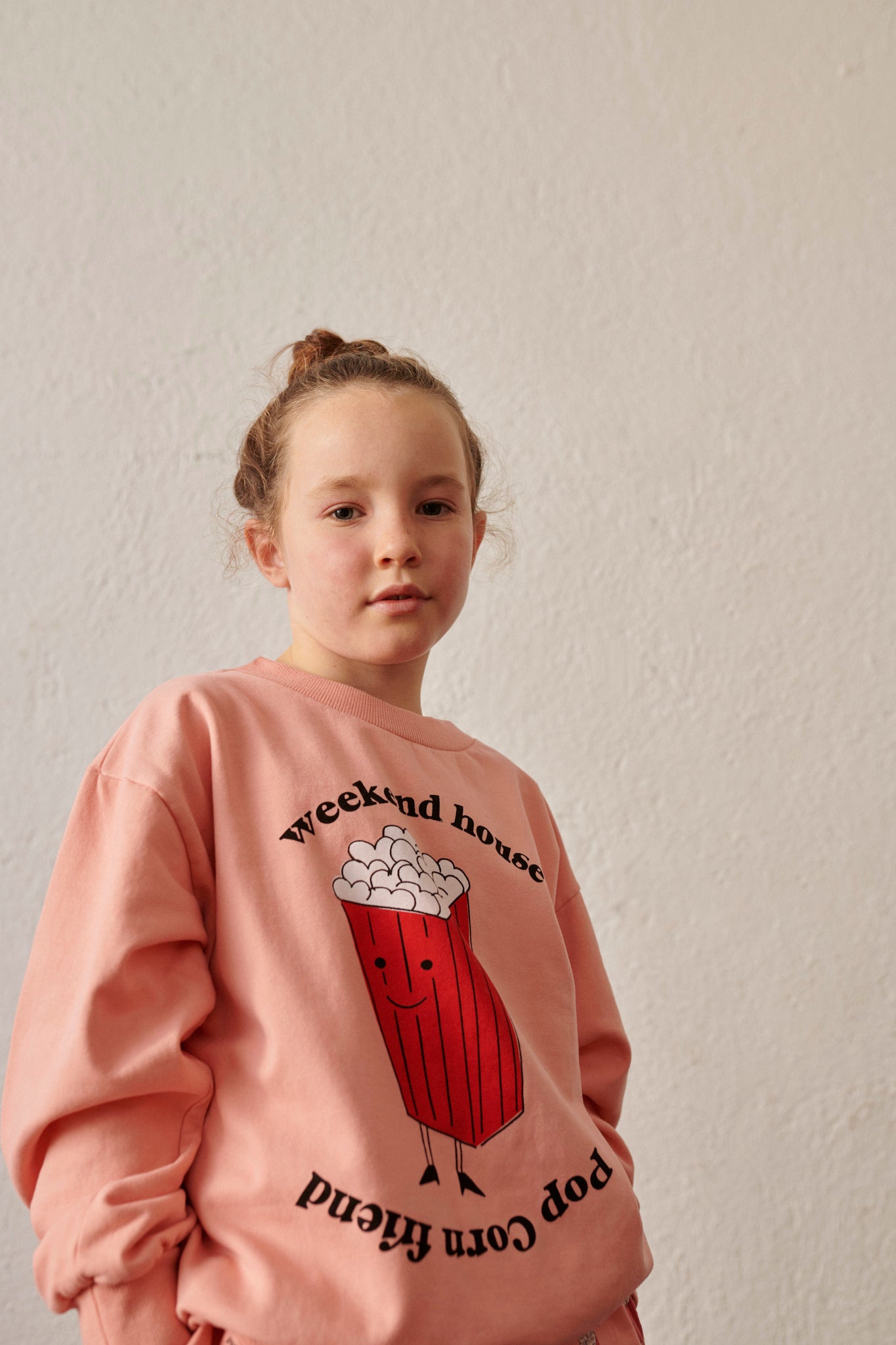 Felpa girocollo rosa con stampa Pop Corn