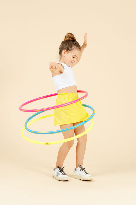 Mini panta-gonna in cotone croccante giallo