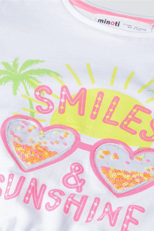 Top crop con scritte e cuori fluo