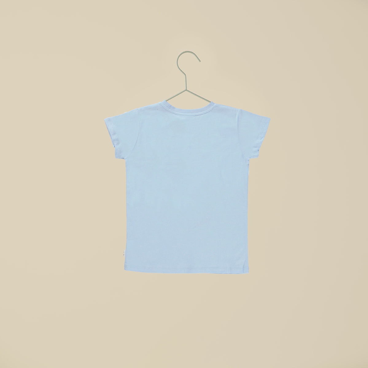 T-shirt azzurra mezze maniche con Smile in paillettes