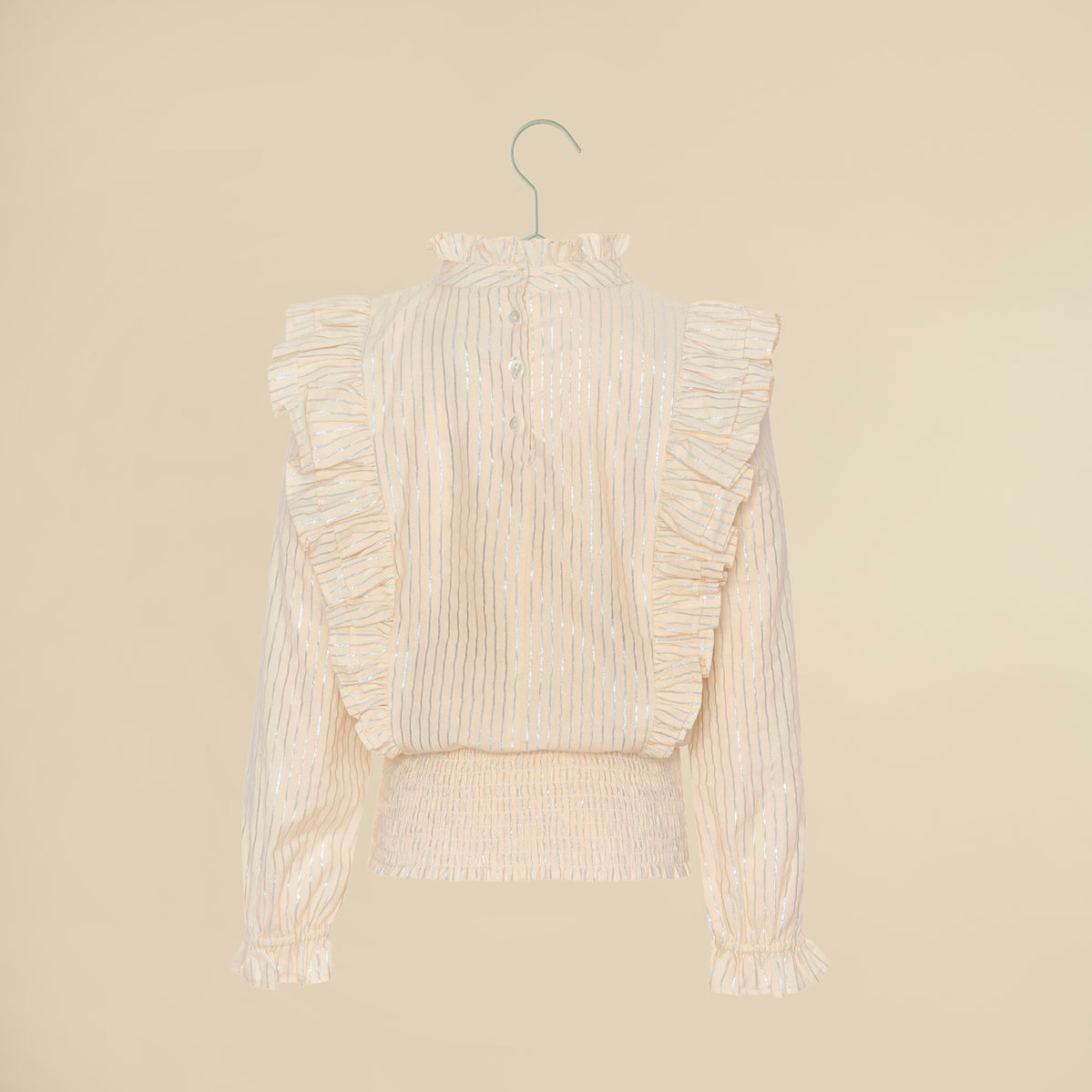 Camicia beige maniche lunghe con balze