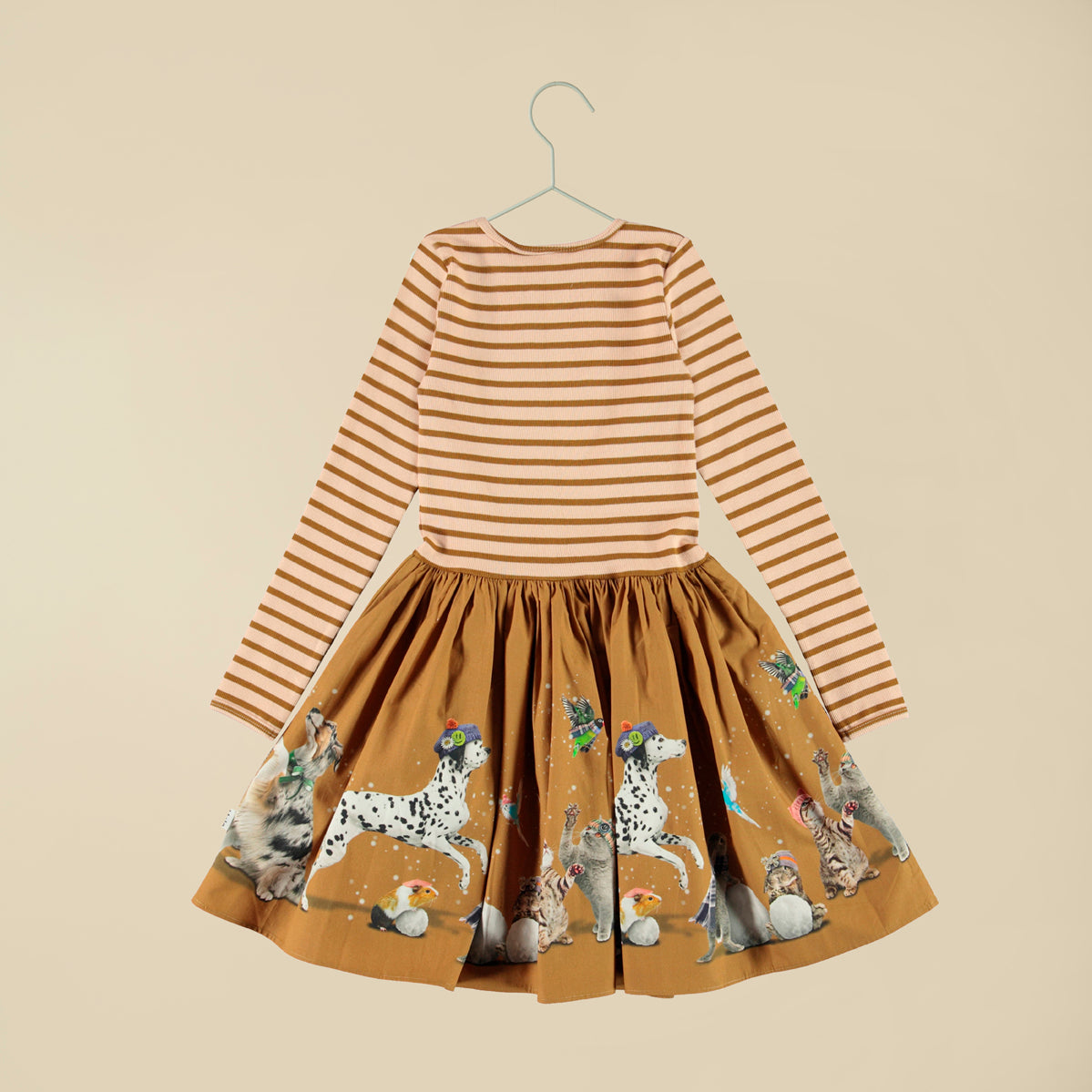 Vestito marrone con top a costine maniche lunghe e gonna con animali