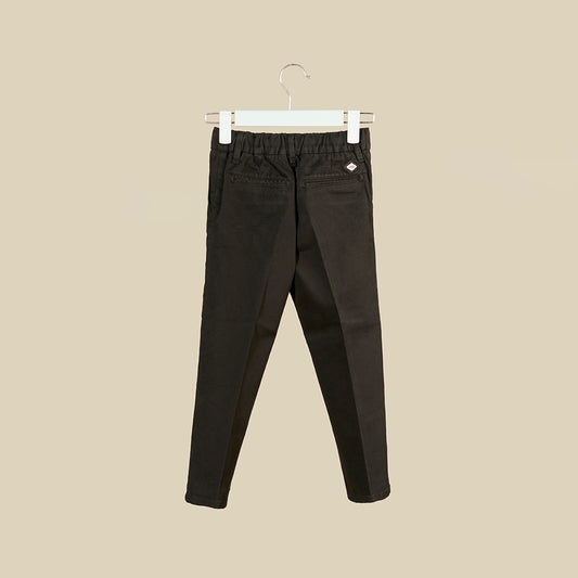 Pantalone nero in gabardine con tasche ed elastico in vita