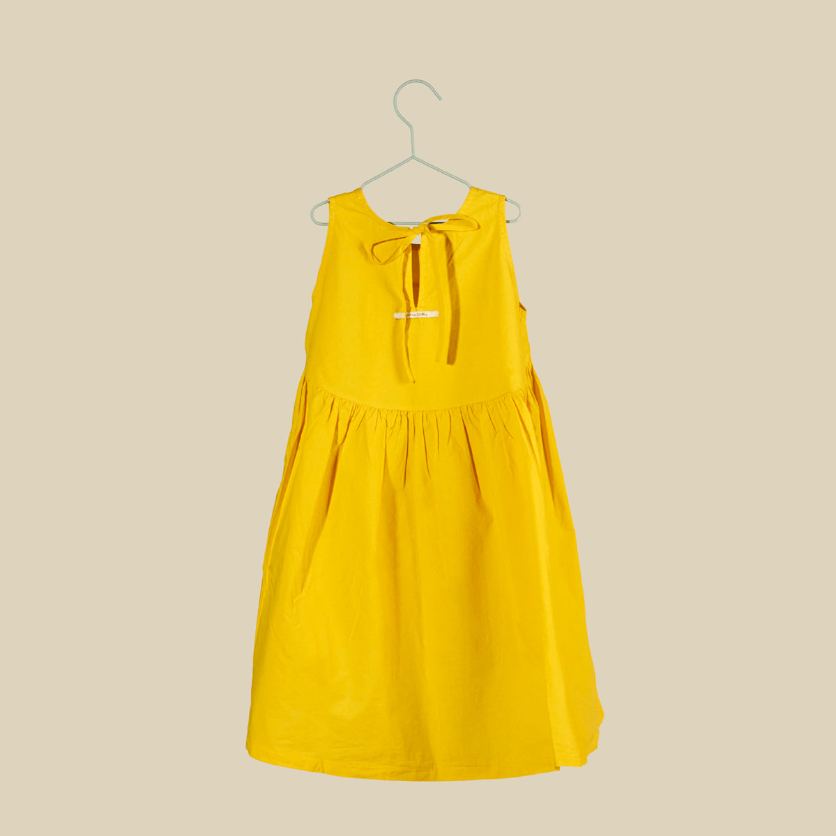 Vestito smanicato in cotone croccante giallo girasole
