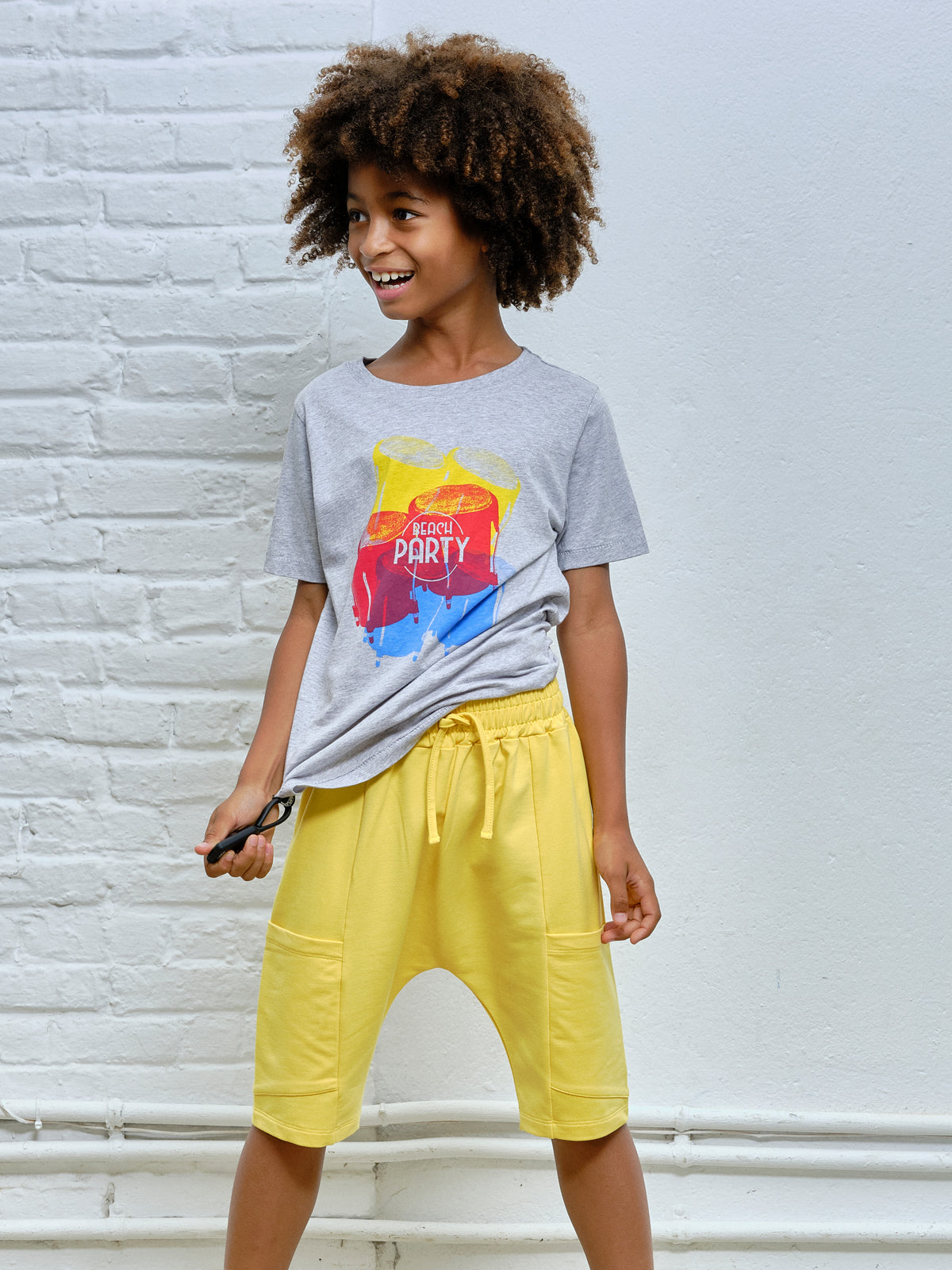 T-shirt sonora maniche corte grigia con bonghi