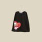 T-shirt nera a manica lunga con cuore Love
