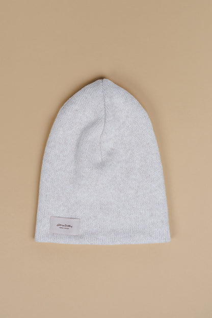 Cappellino in maglia tricot cashmire-hand color orzo
