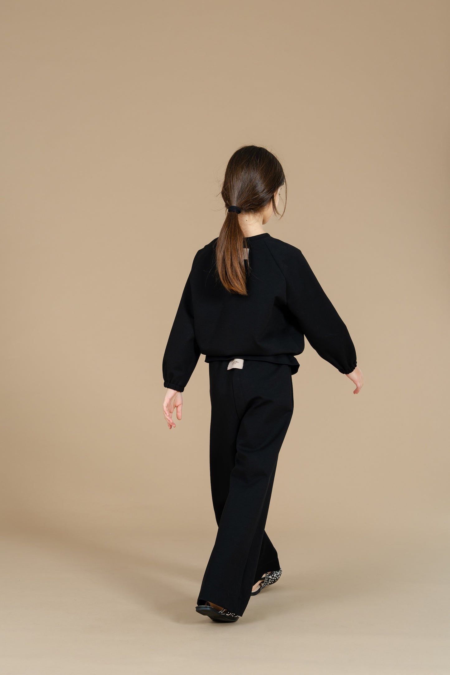 Felpa nera con coulisse