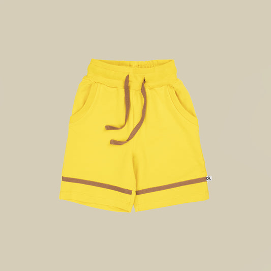 Shorts classici gialli e marroni