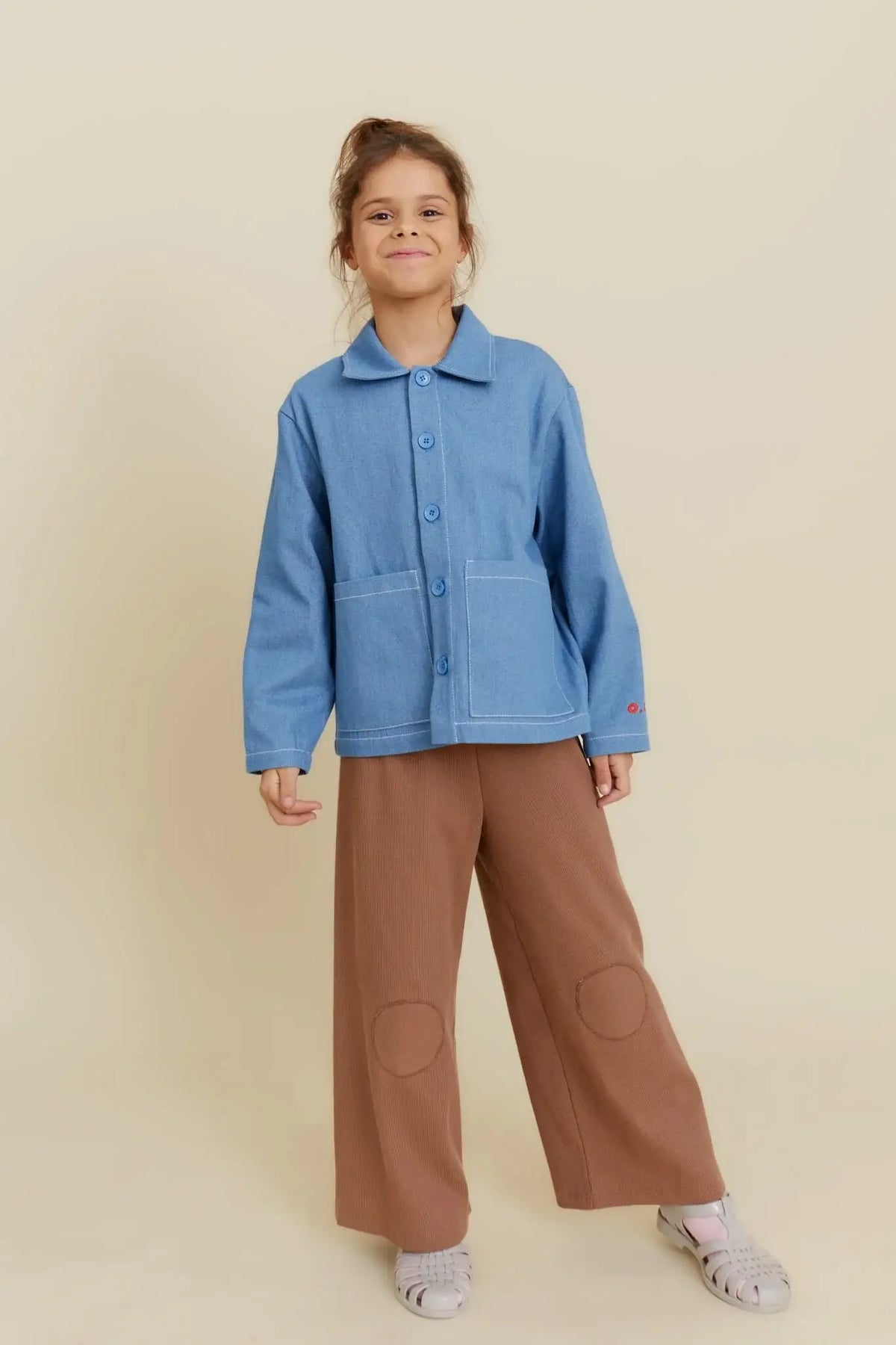 Pantaloni tabacco con toppe