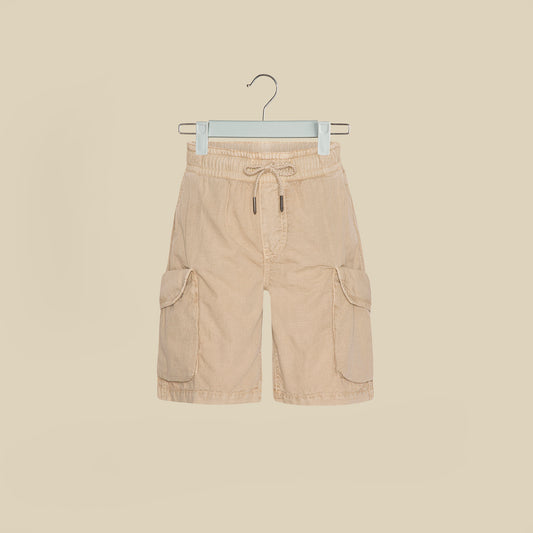 Shorts beige con tasconi