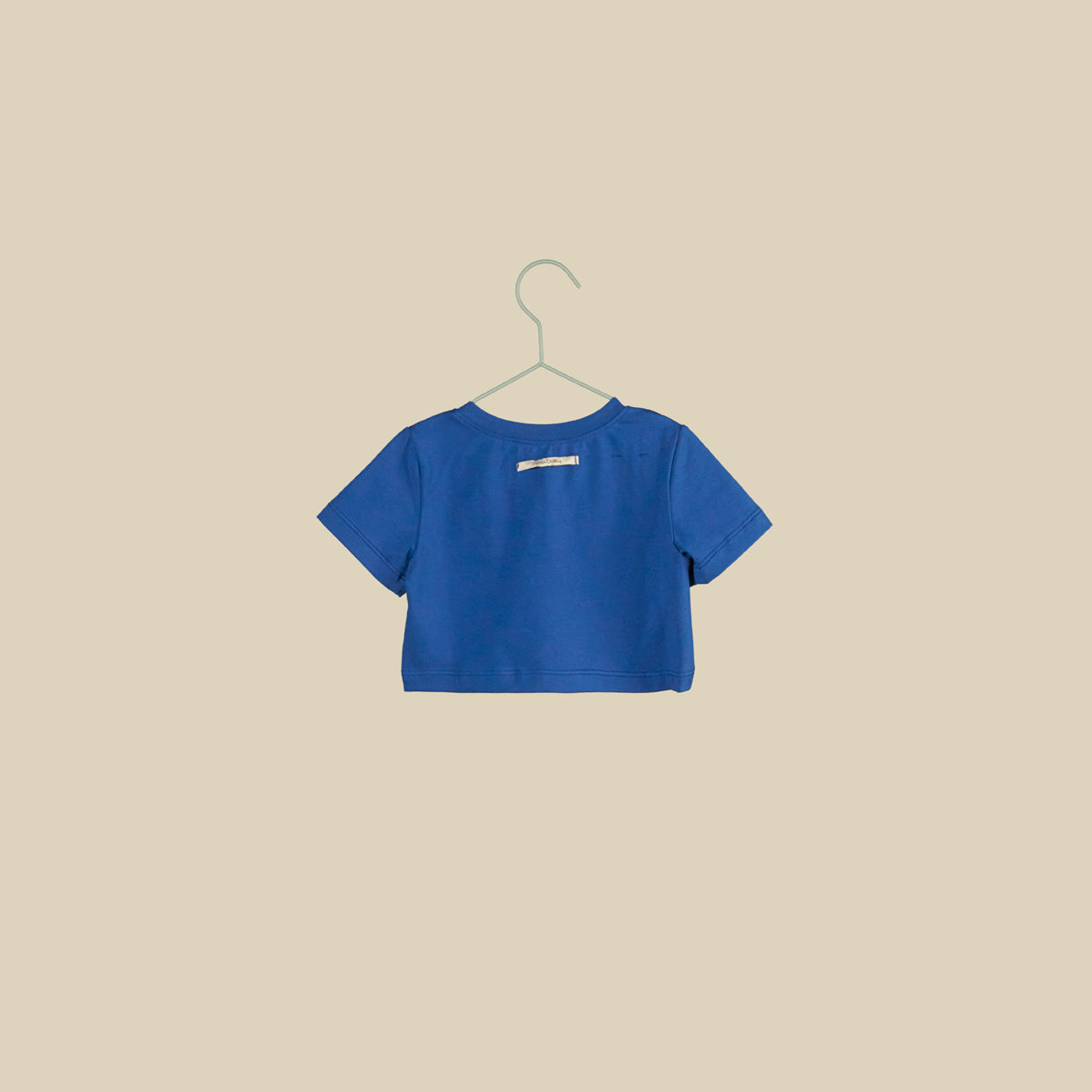 T-shirt crop in jersey di cotone blu elettrico