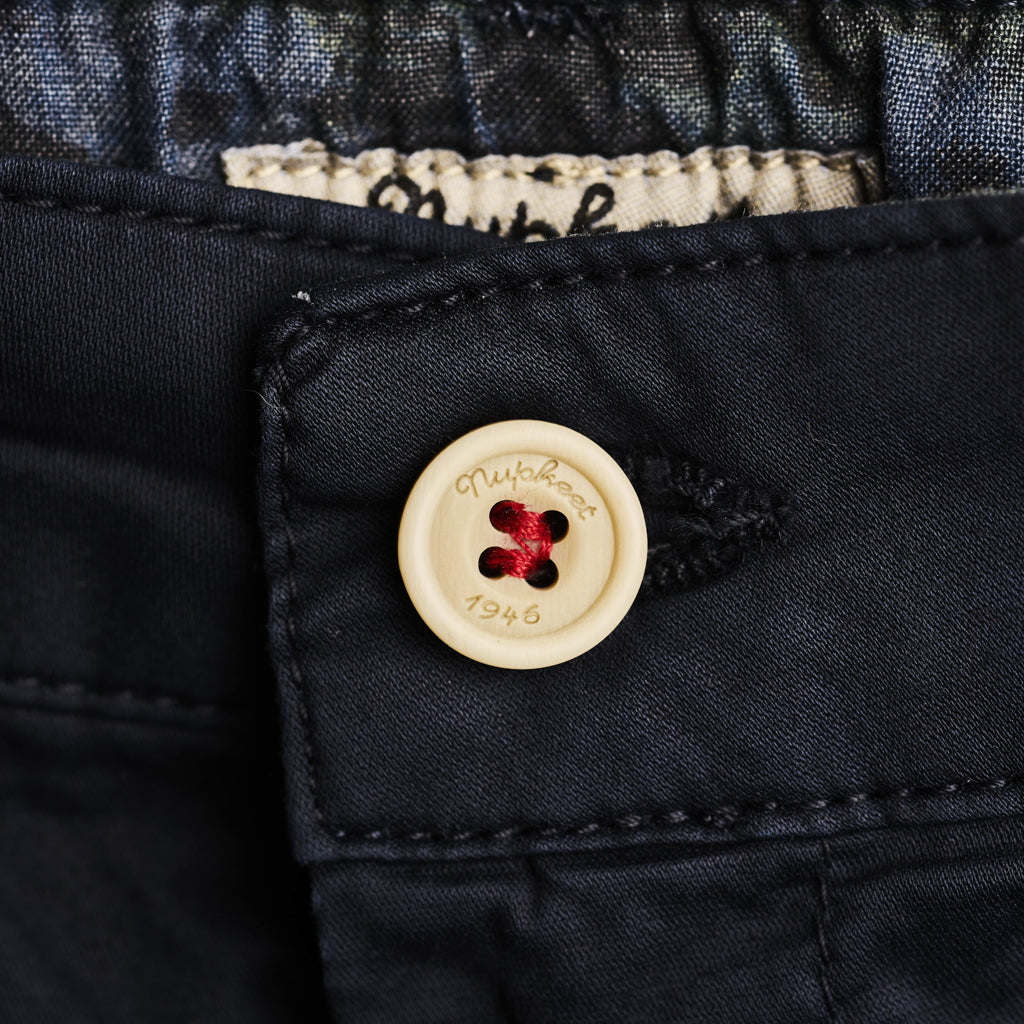 Pantalone blu lungo con tasche