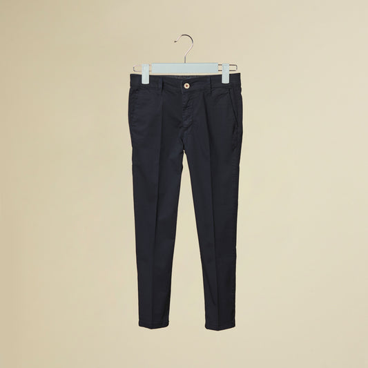 Pantalone blu lungo con tasche