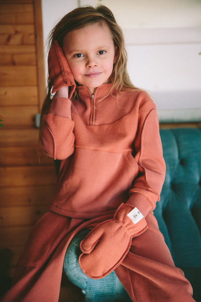 Pantalone ampio con tascone color coccio